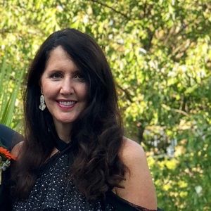 Meet your Posher, Cinnie